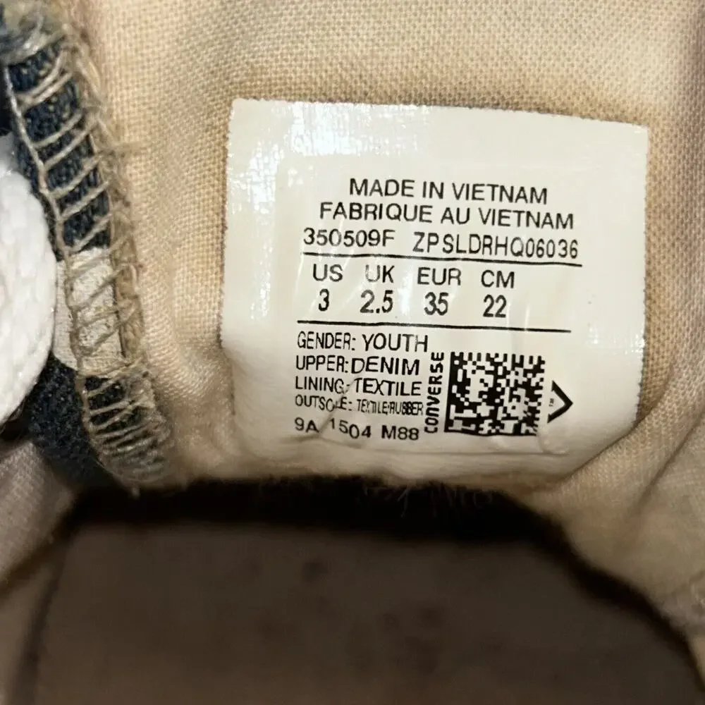Converse previously owned